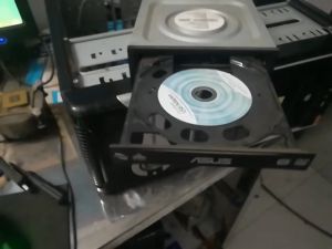 Đầu đọc đĩa Ổ đọc đĩa CD DVD ROM HOẠT ĐỘNG TỐT + TẶNG cáp SATA
