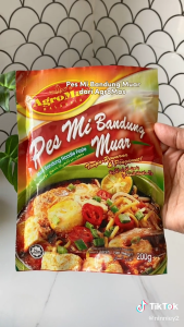 (Agromas) Muar Bandung Noodles Pes 200gram / Rich Delicious and Flavourful / Must Try / Easy to Cook