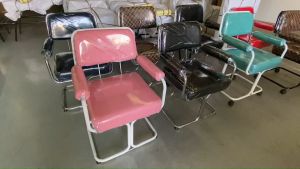 เก้าอี้มาใหม่   ราคาประหยัด🔥🔥ทนมาก เก้าอี้ฮ่องกงBS   เก้าอี้เสริมสวย   เก้าอี้ตัดผม   เก้าอี้ซาลอน   ราคาถูกและคุณภาพดี  ของใหม่ ตรงรุ่น ส่งไว อายุการใช้งานยาวนาน    กรุณาระบุสีหนังเบาะทางแชท