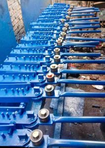 Alat penekuk besi beton serbaguna