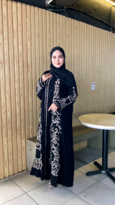 gamis hitam ori jetblack bordir sahila by sabella abaya
