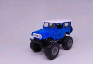 Deicast Mobil Jeep Hardtop Toyota Land Cruiser TLC 1:43 Fullback Go action