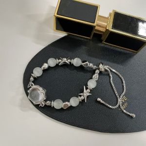 สร้อยคอ สร้อยข้อมือ เครื่องประดับแฟชั่นสตรีทฮิปฮอป ดีไซน์ไฮเอนด์ หลากหลายสไตล์ สร้อยคอแบบหลายชั้นพร้อมจี้ สร้อยคอแบบมีสายต่อ