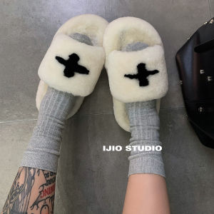 IJIO คู่ผ้าฝ้ายถุงเท้ากลางลูกวัวสีเรียบง่ายกีฬาสไตล์ซ้อนถุงน่องสําหรับผู้ชายและผู้หญิง Moisture Wicking