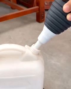 Bộ dụng cụ ống hút bơm chất lỏng bóp tay tiện lợi My Home DN271