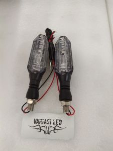 lampu sein motor