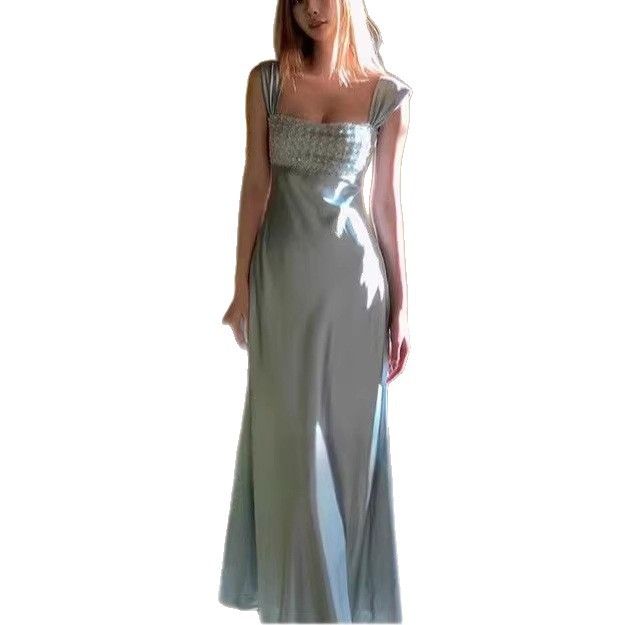 %C4%90%E1%BA%A7m%20D%E1%BA%A1%20H%E1%BB%99i%20N%E1%BB%AF%20M%C3%A0u%20Xanh%20Satin,%20D%C3%A2y%20%C4%90eo,%20Ki%E1%BB%83u%20Ph%C3%A1p,%20%C4%90%C3%ADnh%20H%E1%BA%A1t%20C%E1%BA%A7u%20K%E1%BB%B3,%20Sang%20Tr%E1%BB%8Dng,%20D%C3%A0i%20%C4%90%E1%BA%BFn%20M%E1%BA%AFt%20C%C3%A1%20Ch%C3%A2n,%20Kh%C3%B4ng%20Tay,%20Eo%20Empire,%20D%E1%BB%B1%20Ti%E1%BB%87c%20-%20Image%205