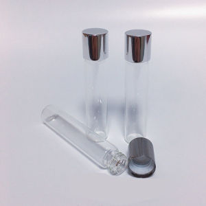 Portable High-End Glass Spray Bottle for Perfume or Cosmetics 8ml Small Sample Size with Fine Mist Feature