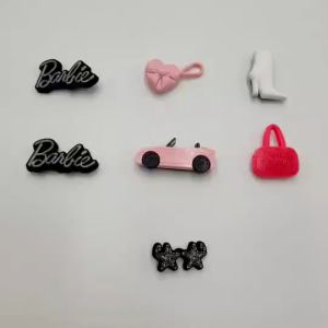 Jibbitz ตัวการ์ตูนติดรองเท้า Barbie (จิ๊บบิท)