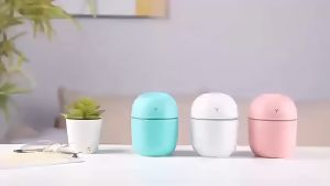 เครื่องทำให้ชื้น 220ml เครื่องเพิ่มความชื้น เครื่องพ่นอโรม่า เพิ่มความชื้น เพิ่มความชื้น ขนาดเล็กพกพาสะดวก การออกแบบที่สวยงาม
