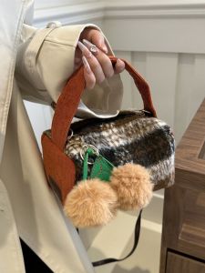 Korean Style Woolen Plaid Women's Handbag: 2023 New Autumn Winter Fashion Shoulder Bag