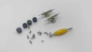 DIY Fingerboard Kit Finger Skateboard Part Include 2 Brackets 8 Screws 4 Nuts 1 Screwdriver 4 Wheels