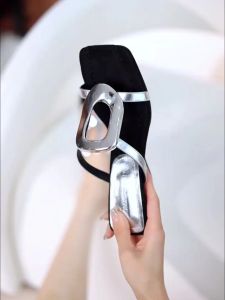 Summer 2025 Womens Fashion Leather Sandals Metal Buckle High Heels Open Toe Platform Roman Style Casual Shoes for Young And Middle-aged