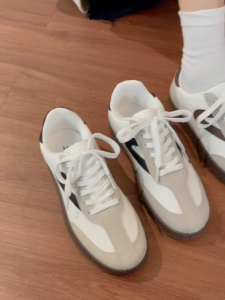 YOTO Women Shoes: Fashionable Lightweight Lace Up Sneakers