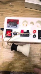 bóng chén chân ghim 3w 220v ( ánh sáng trắng ánh sáng vàng )