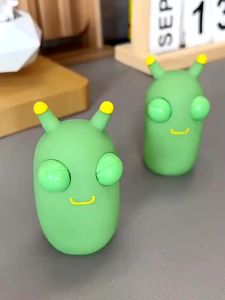 DREAMToy: Mainan Dekompresi Baru & Serangga Kubis Lucu