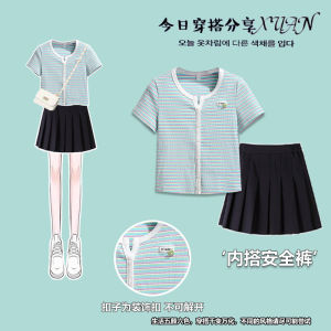 Casual Summer Outfit for Girls: Short Sleeve Two-Piece Set & Fashionable Student Clothes