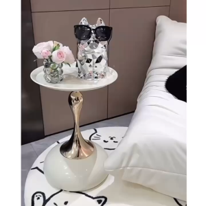 Happy🩵(Cod)โต๊ะกาแฟสไตล์นอร์ดิกทันสมัยและเรียบง่าย โต๊ะข้างเตียงเหล็ก โต๊ะกลมเล็กสำหรับระเบียง โต๊ะน้ำชาขนาดเล็กสำหรับในห้องนั่งเล่น