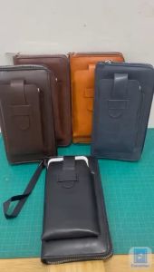 Handbag / Tas Tangan Pria Wanita Muat HP Besar Bahan Sintetis Lembut Dengan Tali Pendek FY P1002