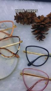 Kacamata Lensa Photocromic Model Cat Eye Berubah Warna Apabila Terkena Sinar Matahari Free Box Dan Lap Kacamata