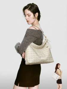 Wavy Large Capacity Hobo Bag