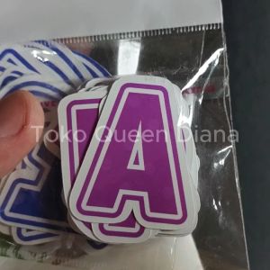 Stiker Huruf Vocal AIUEO & Kertas Glossy Karakter Huruf Vokal Isi 25 Pcs