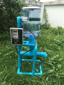 เครื่องให้อาหารสัตว์ อัตโนมัติ