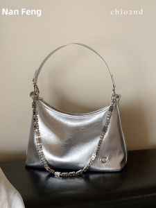 CHIO‘2ND | Simplified Elegance Silver Chain Tote Bag