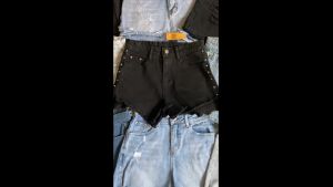 กางเกงยีน์ขาสั้นมือหนึ่ง สีดำ สวยมาก