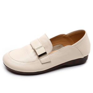 SHIPAILUO | Comfortable Genuine Top Layer Cowhide Mom Shoes Womens Summer Style Flat Heel Retro Metal Element Slip-On Soft Bottom Shoes