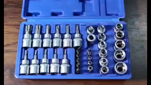 ชุดลูกบล็อก 3/8" 34 ชิ้น ลูกบล็อกเดือยโผล่ E&T 3 หุน เครื่องมือบล็อกดอกพลัมรูปดาว E&T  บล็อก E + บล็อกT บล็อกดาว บล็อกหัวจีบ บล็อกหัวดาว