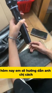 Micro Karaoke Không Dây QiMi M501-502 - Kết Nối Bluetooth Pin Trâu Hát Nhẹ Hơi Không Hú Nhỏ Gọn