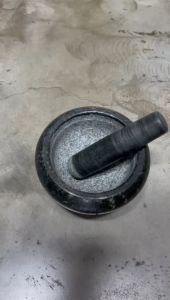 UnihomSG [ReadyStock] Traditional Polished Pestle and Mortar Herbs & Spices Grinder/Crusher | 2 Sizes