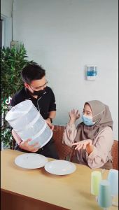 Rak Makanan Susun PUTIH 4 Tingkat / Penutup Makanan Susun / Tutup Makanan / Food Cover / Penutup Makanan Insulasi Tahan Panas / Tudung Saji Susun