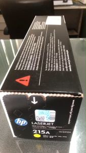 HP 215A Y สีเหลือง ของแท้ W2312A แท้ศูนย์ ของใหม่ + คุณภาพ 100% เครื่องพิมพ์ M182n, M183fw รองรับการพิมพ์ได้สูงสุด 850 แผ่นประเภทหมึกพิมพ์หมึกพิมพ์ LASER