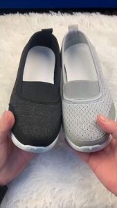 QINGSHUI sepatu sneakers wanita sepatu lari wanita. Sepatu santai slip-on wanita dengan sol cushion.
