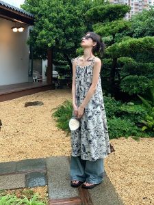 Summer Floral Print Maxi Dress Womens Vintage Beach Gown Gentle Breeze Casual Style Polyester Material Sleeveless One Piece