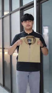 Jaket Bomber Katun Canvas Premium: Pilihan Tepat untuk Musim Dingin