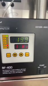 Combo 2 bình oxy mini cầm tay có sẵn nắp thở Bình Oxy Y Tế Chất Lượng Thiết Bị Y Tế Giá Tốt - Lazada