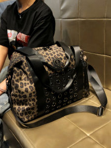 Gurdier 2025 Summer Leisure Fitness Bag Lightweight Travel Bag Large Capacity Leopard Print Luggage Bag for Women Outdoor Sport