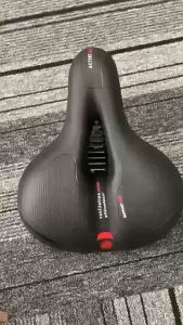 Yên xe đạp mềm mại dày dặn thoáng khí cho xe đạp leo khác nhau