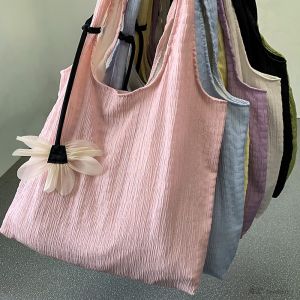 กระเป๋าผ้าใบสีสันสดใสพร้อมการออกแบบ Ruched กระเป๋าสะพายไหล่ความจุขนาดใหญ่สําหรับผู้หญิงฤดูใบไม้ผลิฤดูร้อนมาใหม่ศิลปะย้อนยุคกระเป๋าถือ