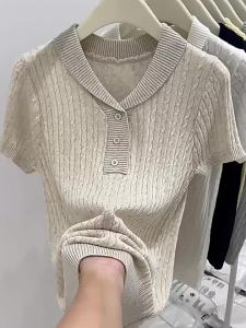 La Chapelle | Flared Collar Slim Fit Cropped Sleeve Knitted Top