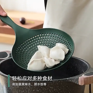 Kitchen Large Scoop Strainer Colander Heat Resistant Long Handle Noodles Scoop Kitchen Tool