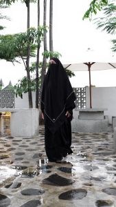 ฝรั่งเศส Khimar Syari Alsyahra รายการพิเศษ Ayumi รายการทอง Jetblack ขนาด XL