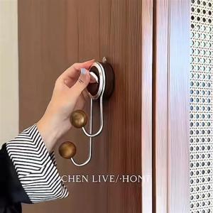 New Home 100 Pieces Doorway Premium Solid Wood Suction Hooks No Drilling Traceless Multi-Functional Wall Hanging Hooks
