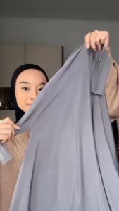 Hijab Segitiga Oval Tali Inara Spandek Jersey: Desain Modern & Nyaman