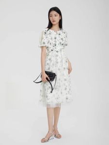 S·DEER | Đầm Voan Dây Quai Ngang Tay Bồng Cổ Tròn Mùa Hè