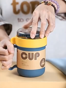 Gelas Kaca Mug Gelas Minum Simple Elegan Mug Mangkok Sup Portable Bottle Cup Anti Tumpah Free Sendok