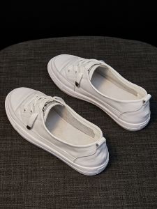 Large Size Womens Casual Leather Shoes Spring Summer Flat Bottom Slip-On round Toe Fashion Single Shoes Comfortable Walking Shoes